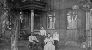 MCCACHREN FAMILY - George Albert McCachren Family in front of home.  (l-r) George Albert McCachren, Albert McCachren, Martha (Landis) McCachren and J. Wayne "Brownie" McCachren
